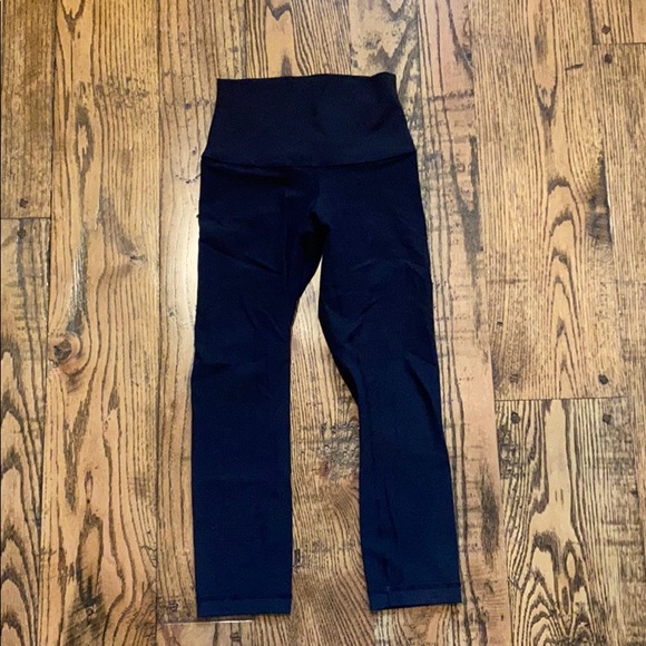 lululemon athletica Pants - lululemon cropped leggings
